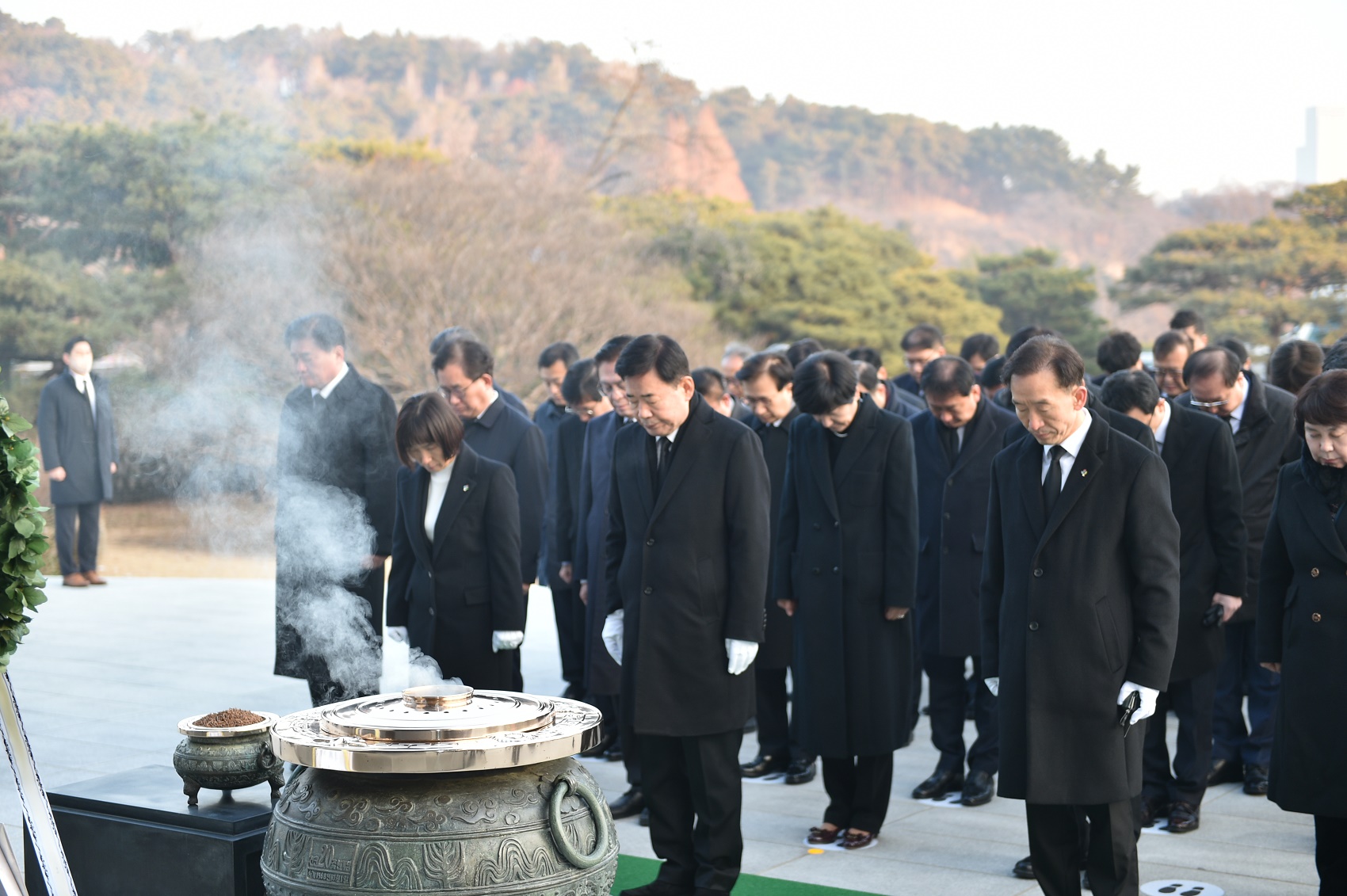 김진표 국회의장 신년참배 (2023. 1. 1.) 첨부 이미지